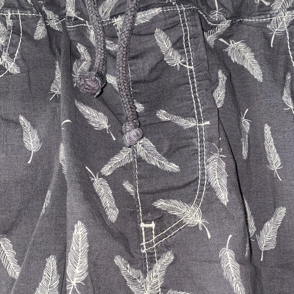 Howe  Los Angeles No 65 Creative Workforce Men's Shorts - Picture 5 of 8